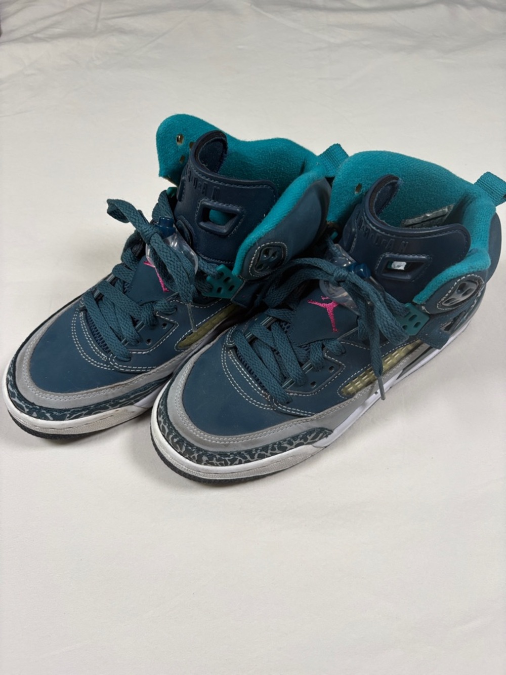 Jordan Kids Teal and Gray High-Top Sneakers with Pink Jumpman